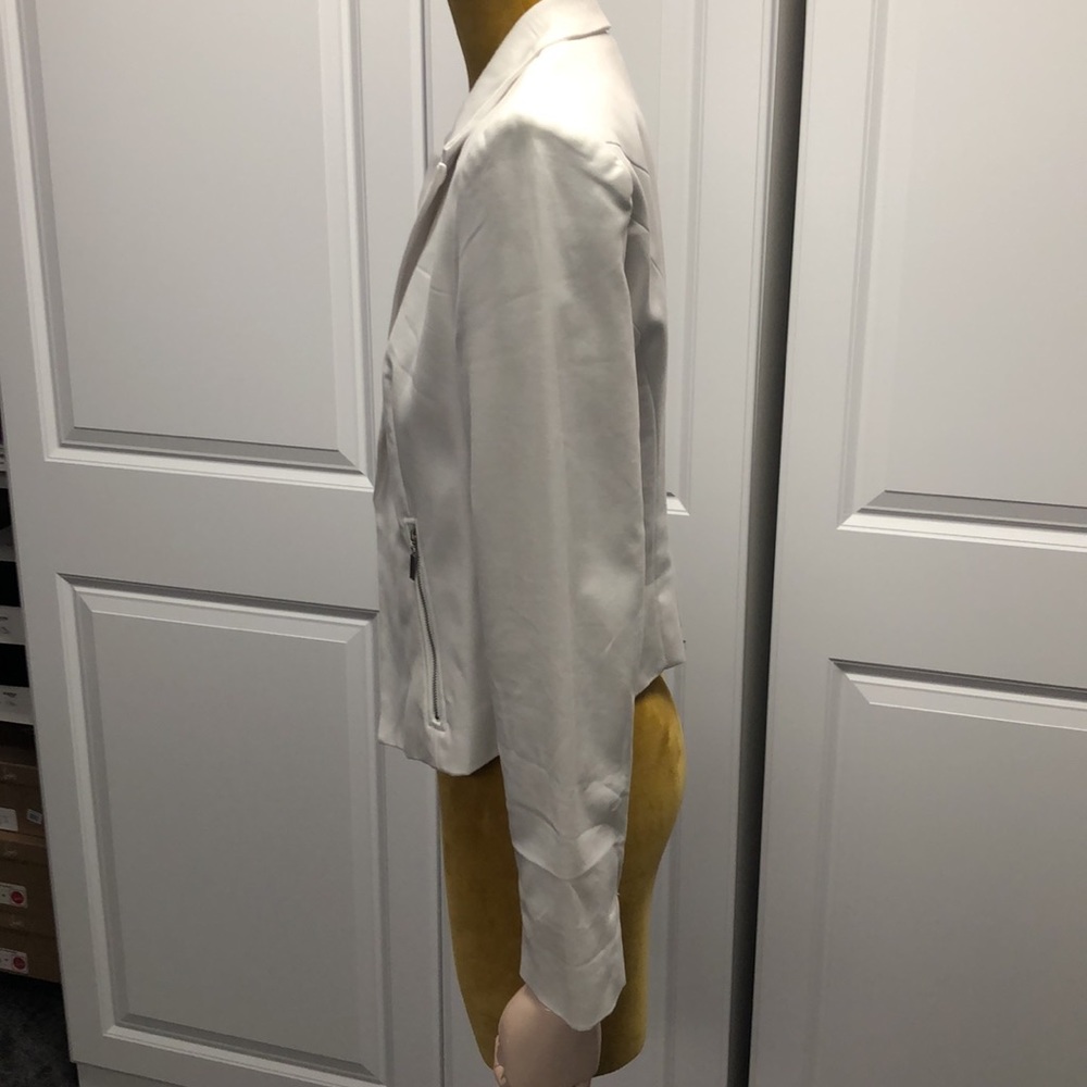 Women’s White Grace Elements Blazer - image 5